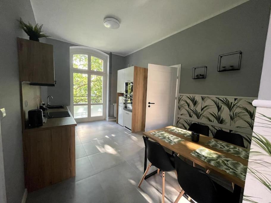 Big Apart Next To Galeria Dominikanska - 4 Rooms Wroclaw Ngoại thất bức ảnh